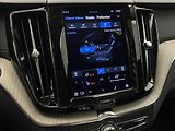 Volvo XC60 B5 AWD INSCRIPTION REZERVACE - náhled 33