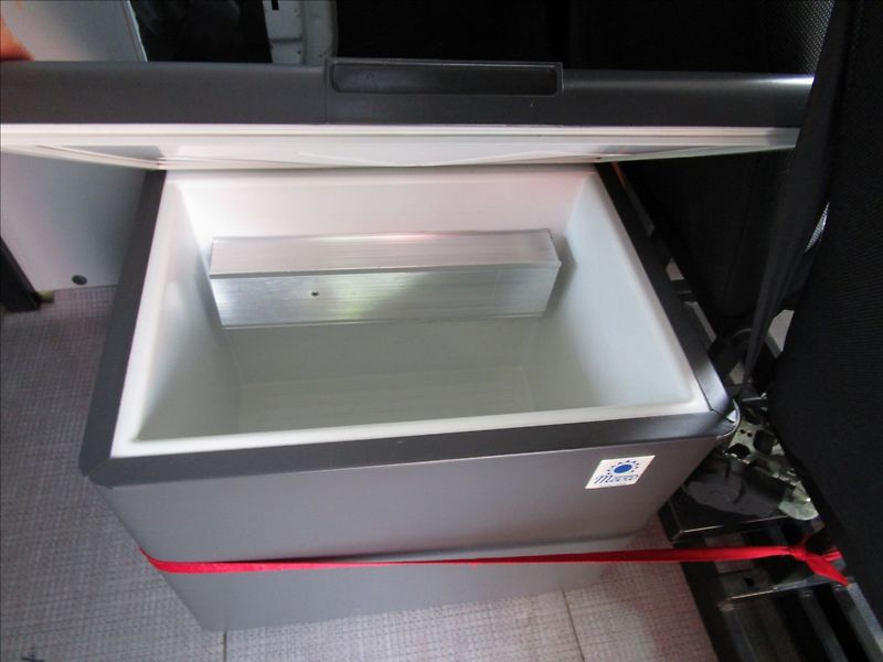 Peugeot Boxer 2.2HDi, Obytný, 5 míst - fotka 33 z 67