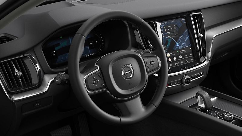 Volvo V60 (2026) B4 AUT CORE - fotka 5 z 15