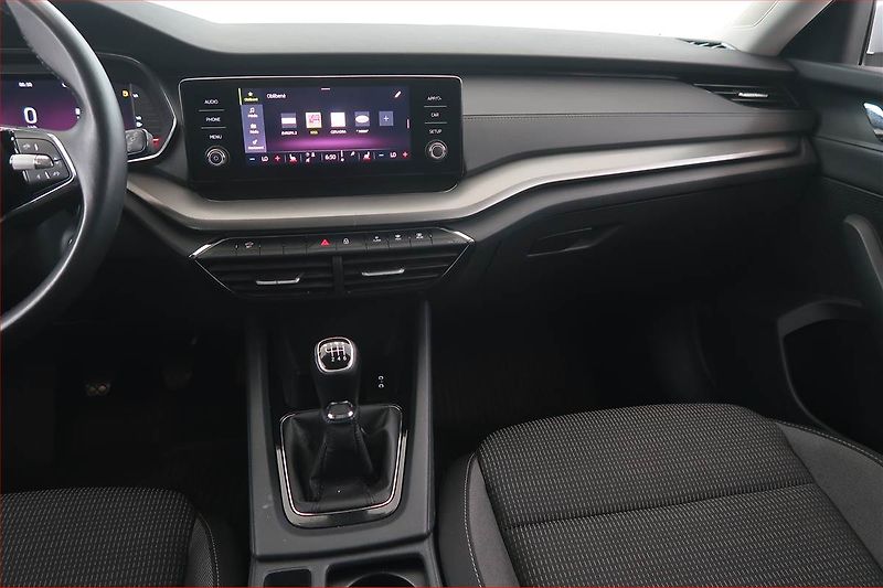 Škoda Octavia (2023) Ambition 2.0 TDI, ČR,1.maj - fotka 8 z 15