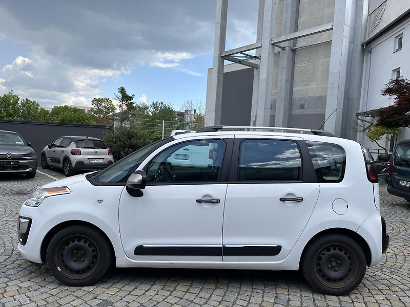 Citroën C3 Picasso - fotka 2 z 16