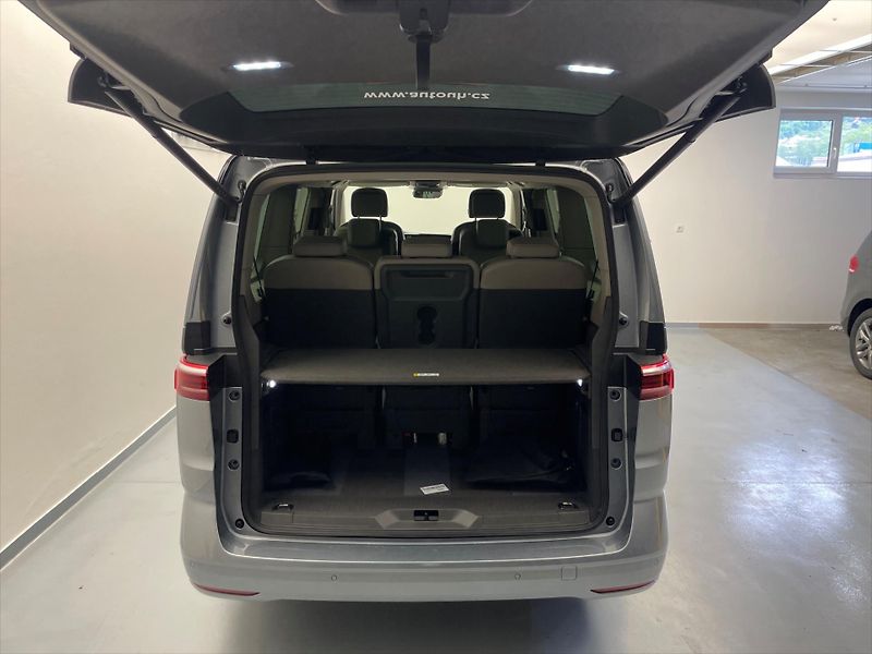 Volkswagen Multivan Long Life 1,5 TSI PHEV 4MOT - fotka 11 z 30