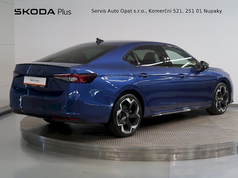 Škoda Superb (2025) SPORTLINE 2.0TDI 110KW DSG LED - fotka 2 z 47