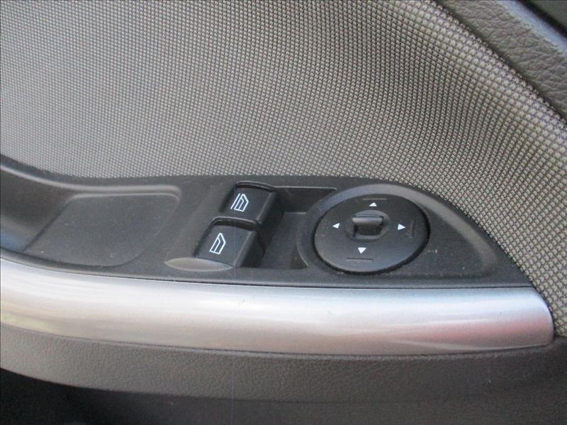 Ford Focus 1,6 TDCi, klima,serv.kniha,CZ, - fotka 20 z 29