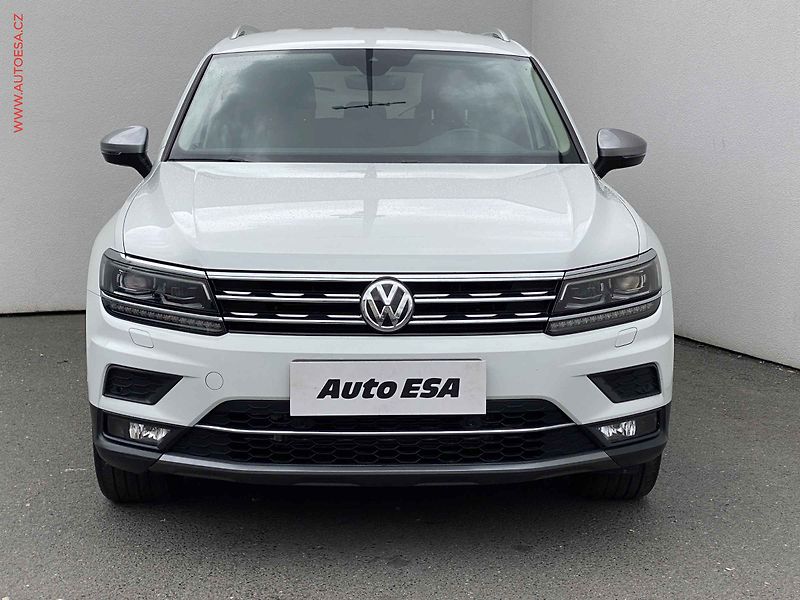 Volkswagen Tiguan Allspace (2019) 2.0 TDi 4X4, Highline, DSG - fotka 2 z 22