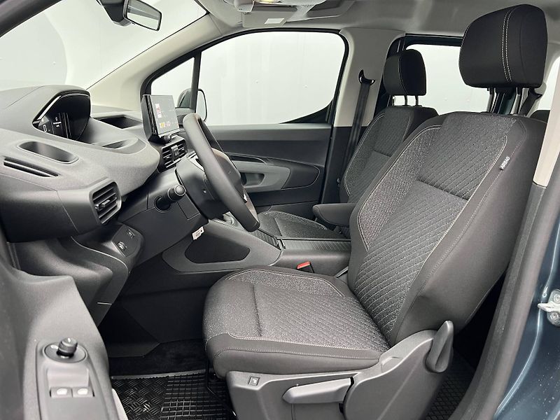 Peugeot Rifter (2026) ALLURE M1 1,2 PureTech S&S MAN - fotka 7 z 9