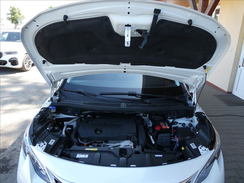 Peugeot 5008 1,6 133kW ALLURE 1.maj,servisk - fotka 35 z 49