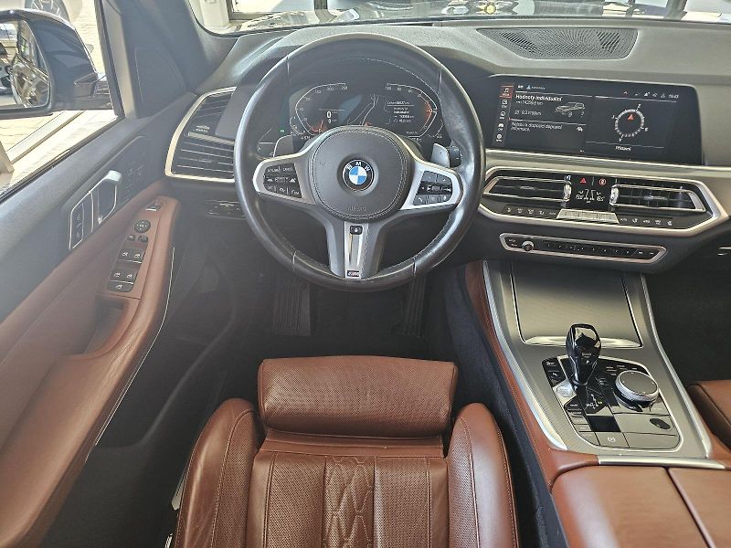 BMW X5 xDrive30d - fotka 21 z 31