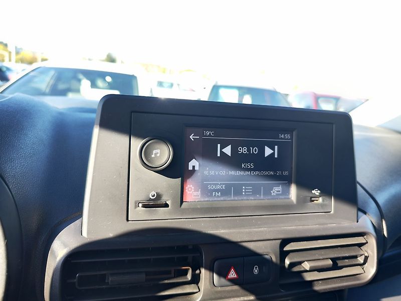 Citroën Berlingo 1.5 BlueHDI/75kW Live Pack - fotka 14 z 29