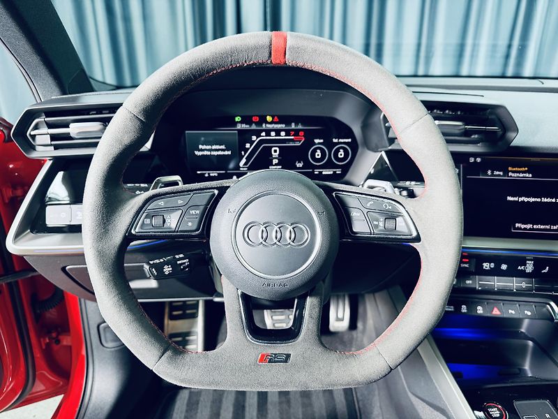 Audi RS 3 (2022) TFSI*SPORTBACK*CERAMIC*CARBON - fotka 24 z 40