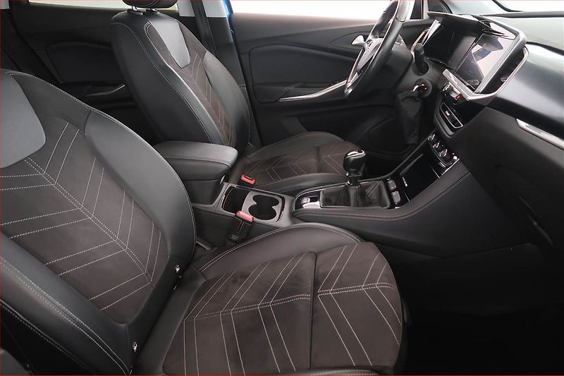 Opel Grandland X (2023) 1.2 Turbo, ČR,1.maj - fotka 9 z 17