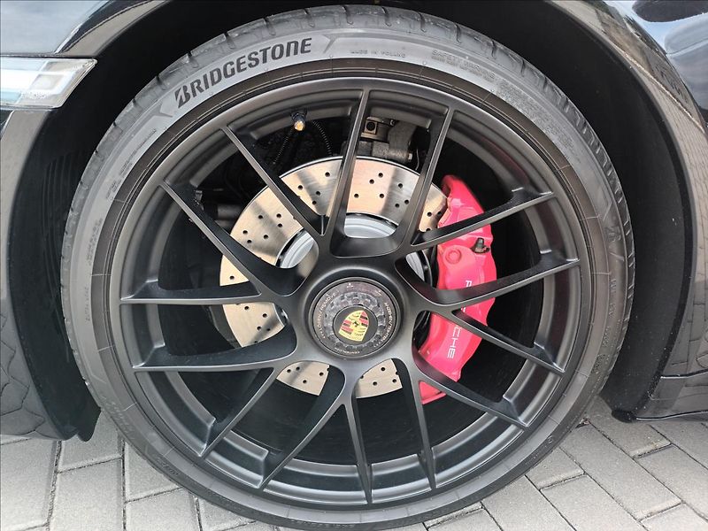 Porsche 911 3,0 Carrera 4 GTS,331KW, - fotka 40 z 50