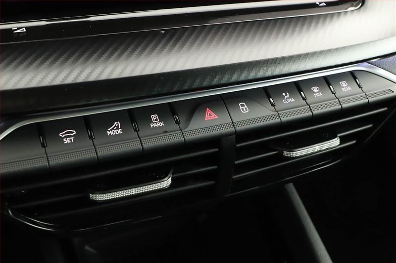 Škoda Octavia (2025) RS 2.0 TSI, RS, Navigace - fotka 17 z 20