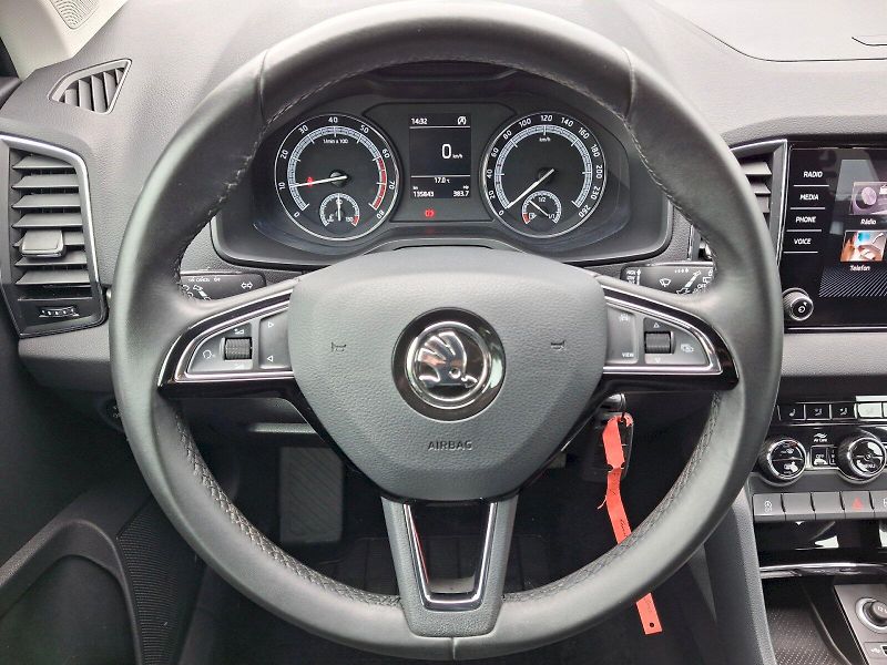 Škoda Karoq (2020) Ambition 1,5TSi 110kW - fotka 15 z 33