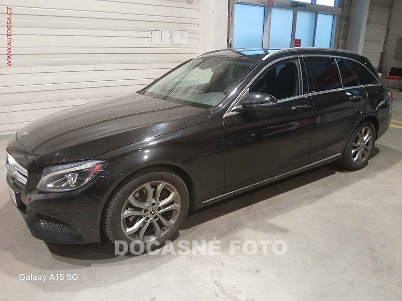 Mercedes-Benz Třídy C (2018) 2.2D C220, 2.maj - fotka 1 z 3