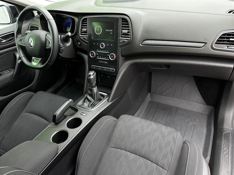 Renault Mégane 1.3TCe 85kW Limited 2Z.KLIMA M - fotka 35 z 37