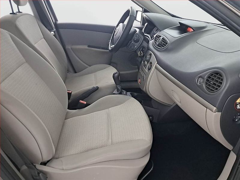 Renault Clio (2008) 1.2 16V , po STK, zamluveno - fotka 9 z 16