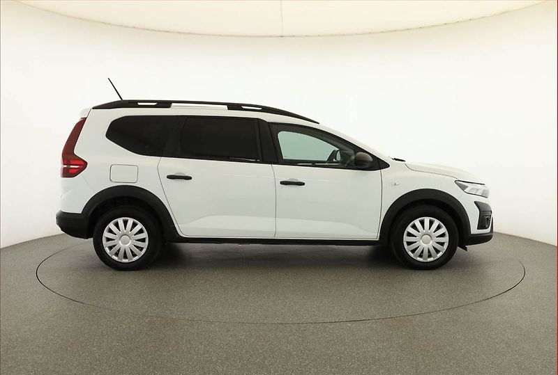 Dacia Jogger (2024) 1.0 TCe, LPG, ČR,1.maj - fotka 6 z 15