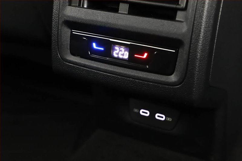 Kia Sportage (2021) 1.6 T-GDI, 4X4, Automat, ČR - fotka 17 z 21