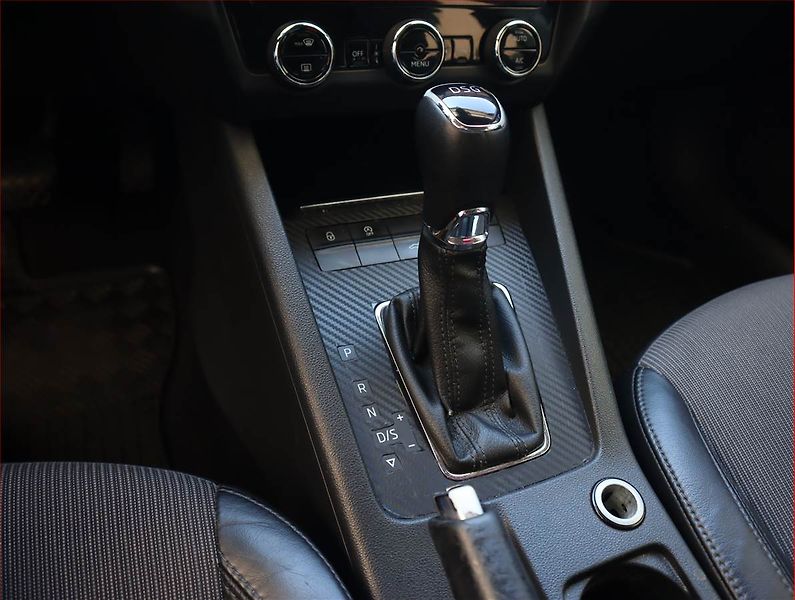 Škoda Octavia (2017) 2.0 TDI, Automat, Navi - fotka 16 z 20