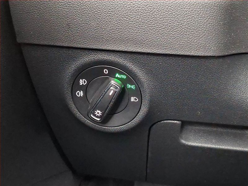 Škoda Karoq (2018) Style 1.5 TSI - fotka 16 z 19
