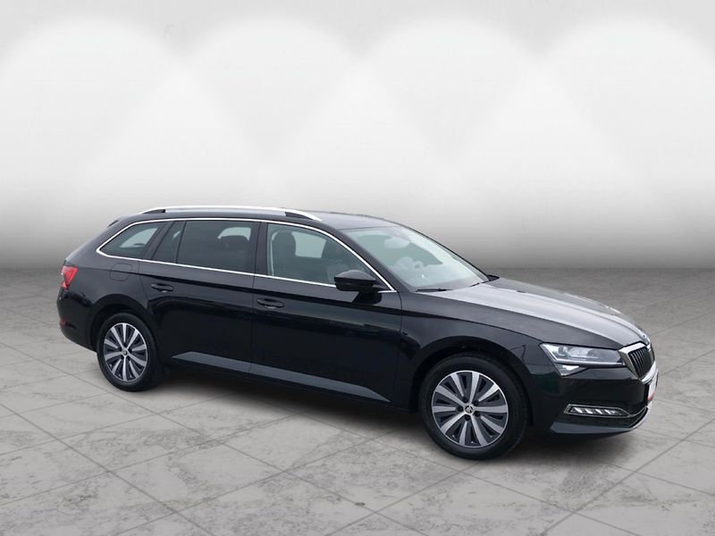 Škoda Superb COMBI 2.0 TDi DSG 7st. SYTLE - fotka 6 z 30