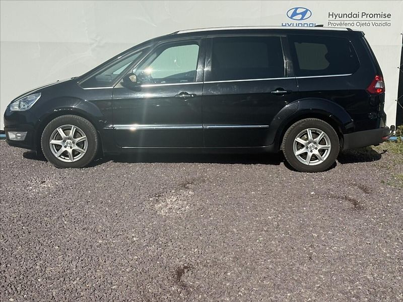 Ford Galaxy 2,0 TDCi 120 kW DPF Ghia - fotka 3 z 22