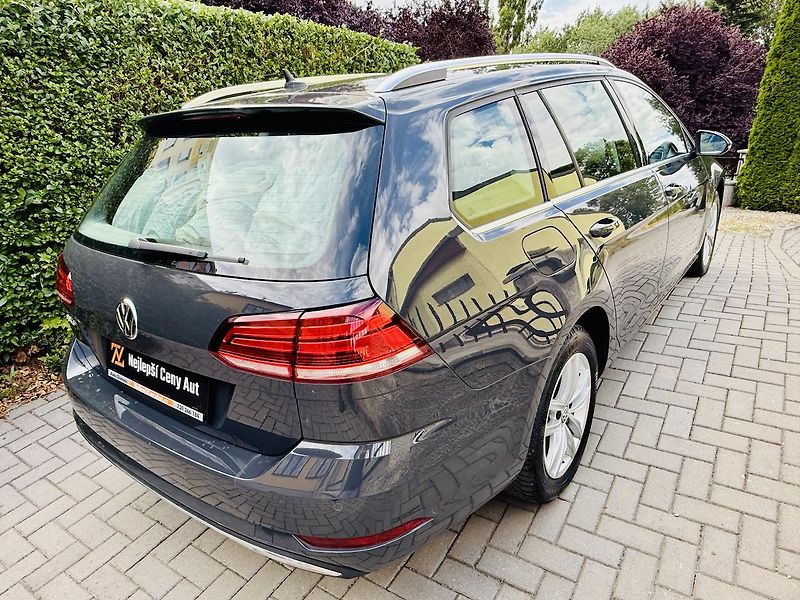 Volkswagen Golf Variant (2020) 2,0TDi 110kW HIGHLINE DSG ČR - fotka 5 z 15
