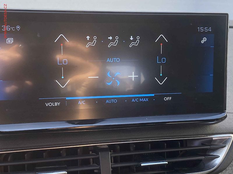 Peugeot 5008 (2022) 1.5 HDi, Allure, LED, kamera - fotka 14 z 17