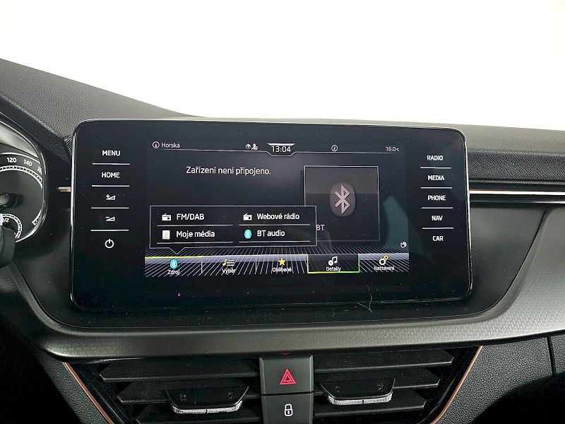Škoda Scala (2023) 1.0TSI 70kW STYLE PLUS TAŽNÉ N - fotka 15 z 26