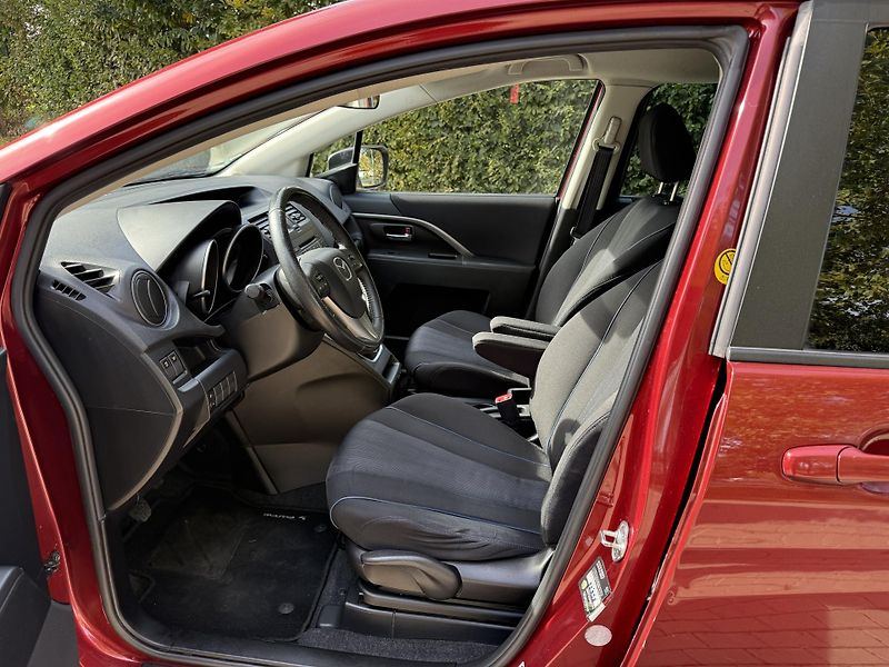 Mazda 5 2.0 Center-Line - fotka 19 z 31