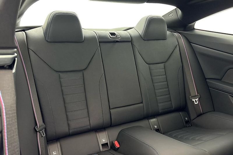 BMW Řada 4 M440i xDrive - fotka 10 z 26