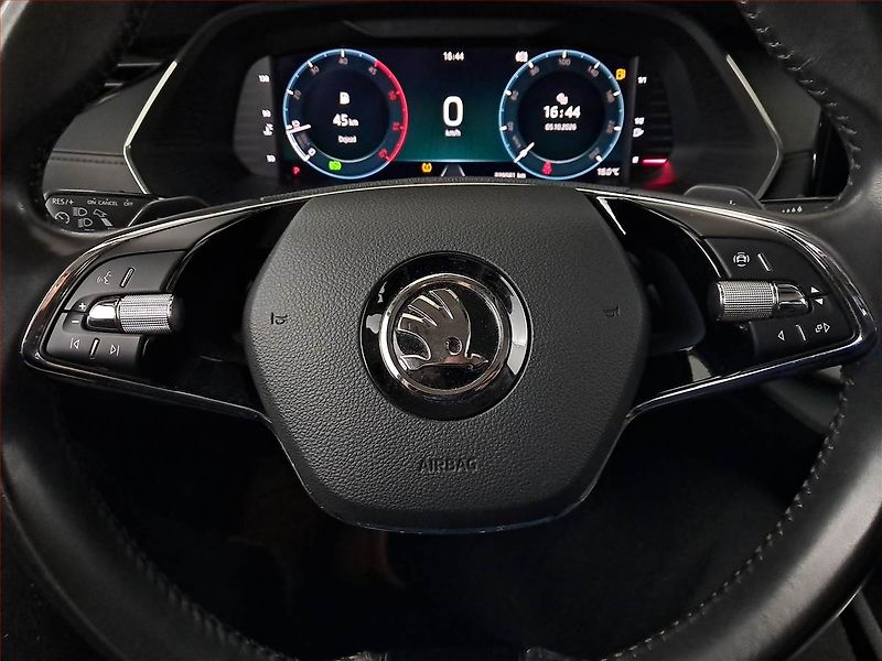 Škoda Octavia (2020) 2.0 TDI, Automat, Serv.kniha - fotka 17 z 18