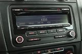 Volkswagen Golf (2012) 2.0 TDI, Automat, po STK - náhled 15
