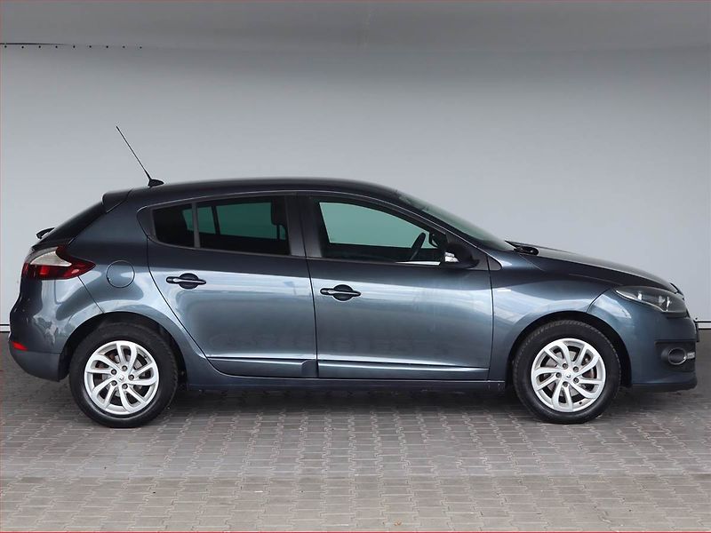 Renault Mégane (2015) Limited 1.5 dCi, Tempomat - fotka 6 z 21