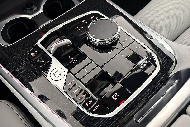 BMW X5 xDrive30d - fotka 26 z 29