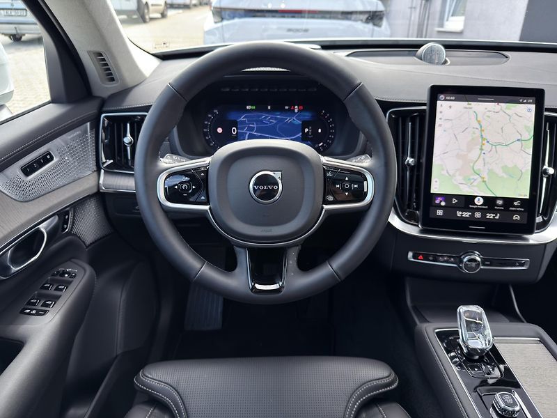 Volvo XC90 B5 AWD ULTRA BRIGHT // +kola  - fotka 22 z 59