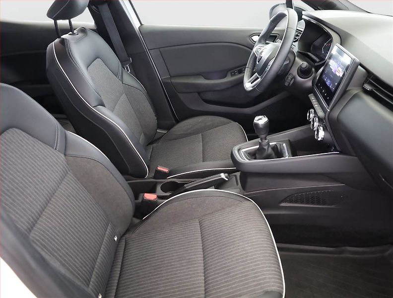 Renault Clio (2022) 1.0 TCe, Kůže, Navi, Tempomat - fotka 7 z 19