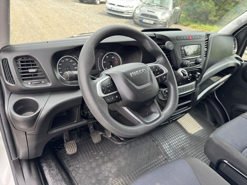 Iveco Daily 3.0,35S18,MAXI,klima,ČR,DPH - fotka 27 z 38