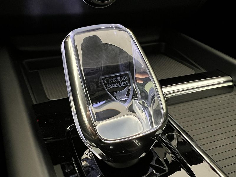 Volvo XC60 (2026) T6 AWD PLUS BRIGHT AUT - fotka 31 z 51