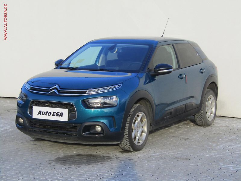 Citroën C4 Cactus (2018) 1.2 PT, ČR, Navigace - fotka 3 z 18