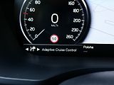 Volvo XC60 B4 AWD (nafta) // REZERVACE - náhled 26