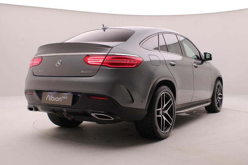 Mercedes-Benz GLE 350d 4MATIC AMG AUT CZ - fotka 12 z 53