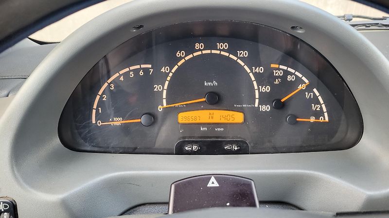 Mercedes-Benz Sprinter (2002) 2,7 CDI 115 KW 9 MÍST - fotka 16 z 16
