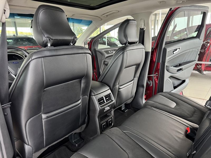 Ford Edge 2,0Bi-TDCi 4x4*REZERVACE! - fotka 17 z 43