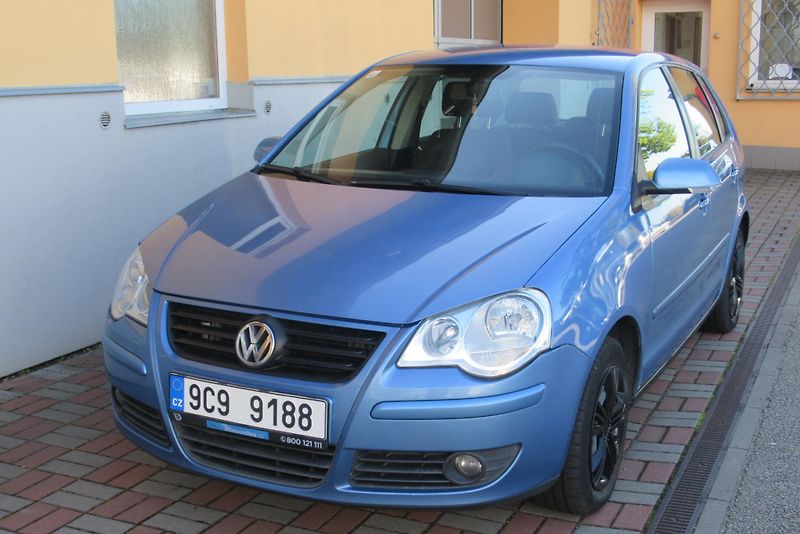 Volkswagen Polo 1.4 FSi AUT. KLIMA - fotka 7 z 18