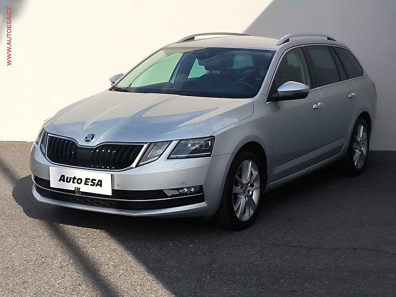 Škoda Octavia (2020) 2.0 TDi, Style, DSG, TZ, - fotka 3 z 22