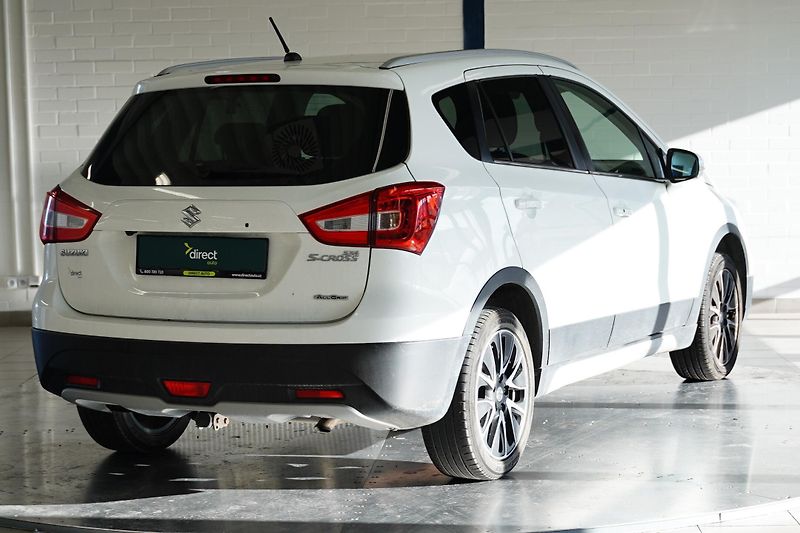 Suzuki SX4 S-Cross - fotka 2 z 6