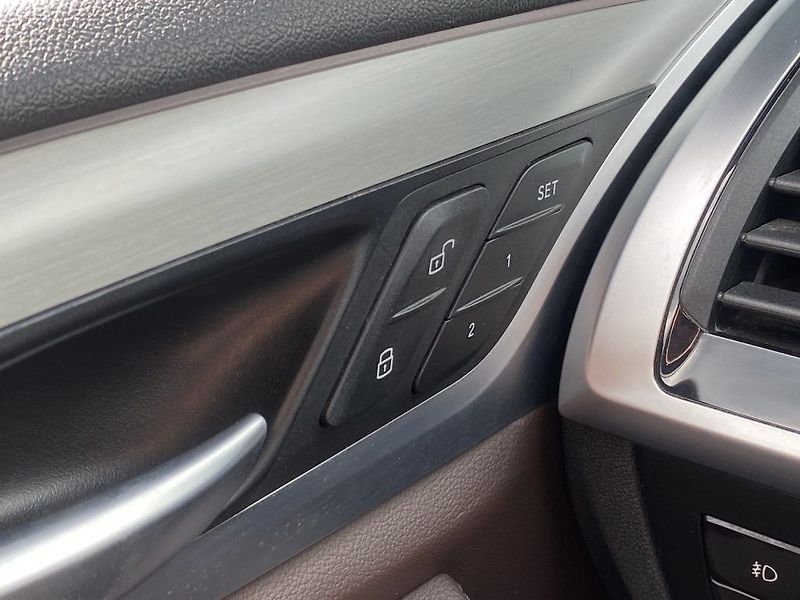 BMW X3 30D xDrive, automat, 2x kola - fotka 33 z 39