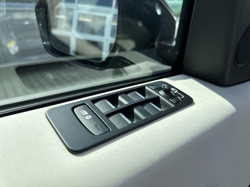 Land Rover Discovery Sport DPH-2.0D-165PS-4x4-LED-HEAD UP - fotka 25 z 28